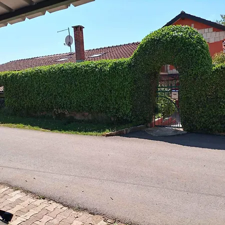 Apartment Beachfront In Umag-istrien 53928 Umag